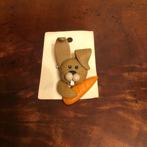 NWOT Soli Deo Gloria Clay Creations Rabbit Pin